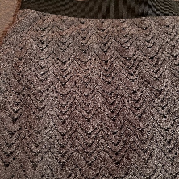 NWT Ann Taylor Straight Woven Overlay Skirt w Black Lining - Picture 3 of 5